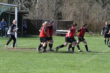 Bild 103 - Frauen am 10.4.11